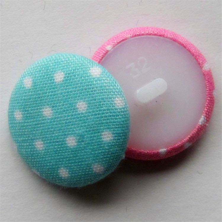 Covered button with fabric