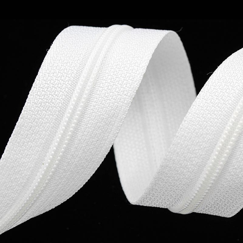5# Fabric Zipper Roll Smoothly Dyeing Nylon Zipper Long Chain
