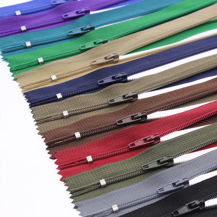 Wholesale Factory Custom 3# 5# #7 Close End Nylon ZipperAuto Lock Nylon Coil Zips