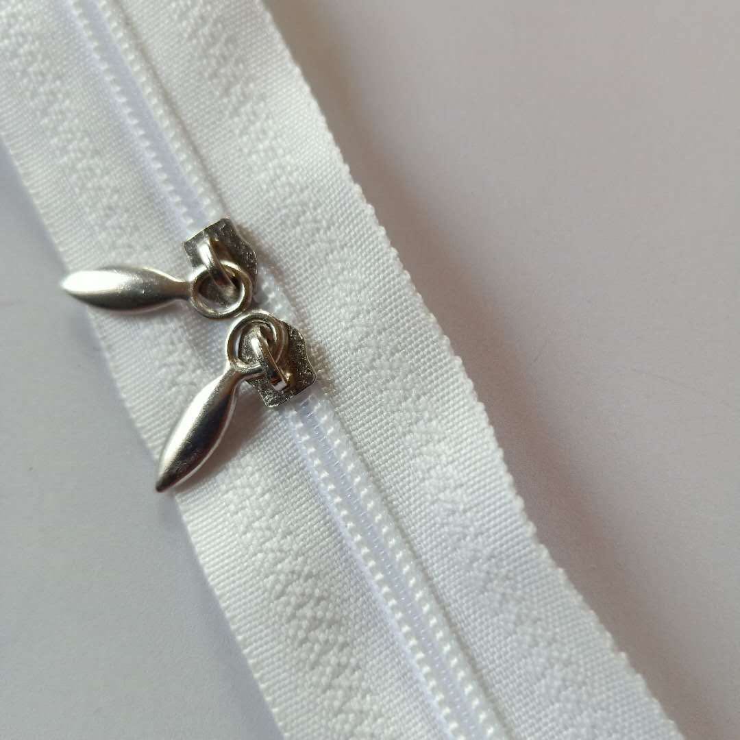 No.3 Double Sliders Close End Two Ways Nylon Luggage Zipper