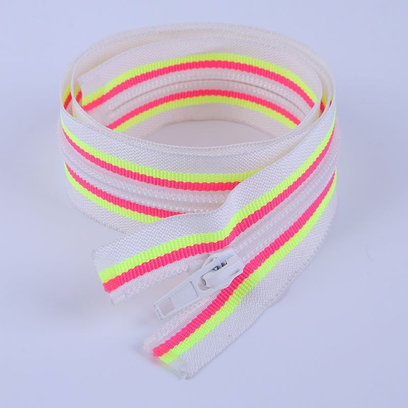 NO.5 Nylon Zipper Two colors close or open end Auto Lock Slider